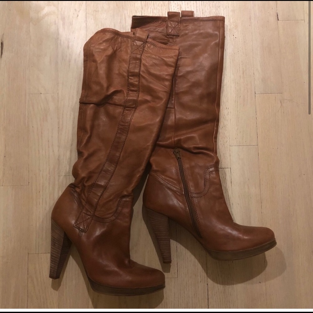 Brown boots